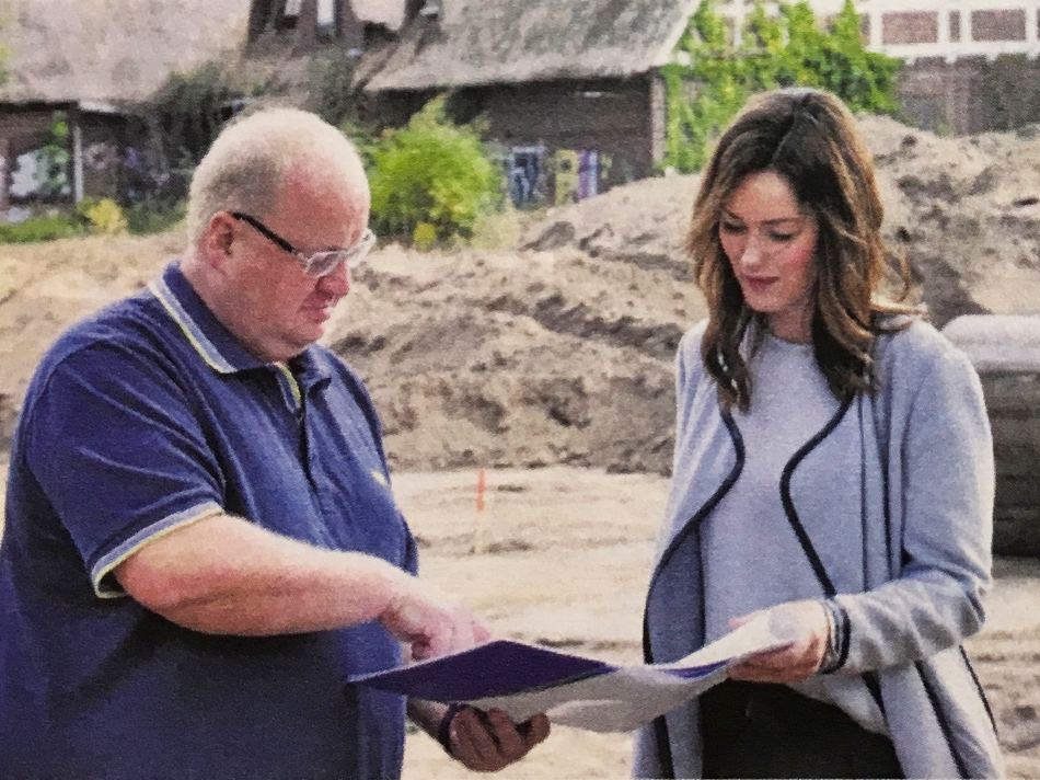 Abstimmung von Plänen auf der Baustelle